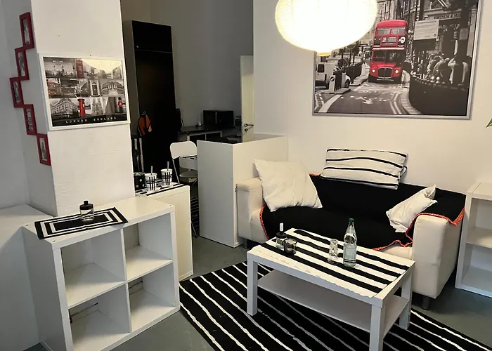 Pension Frosch Hostel Berlin